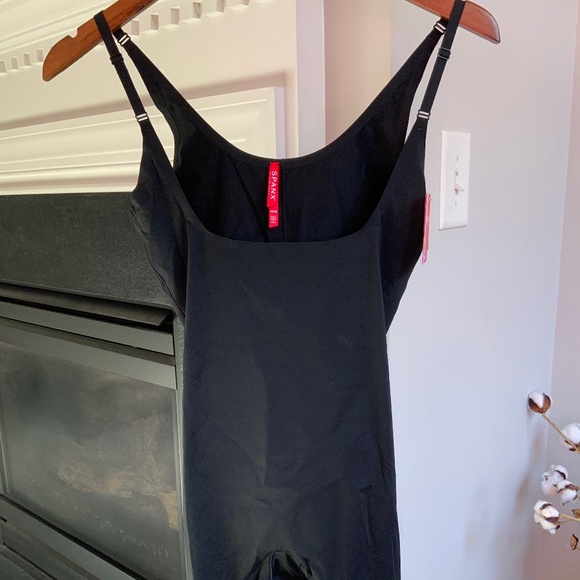 Spanx Bodysuit Open Bust Mid Thigh Ladies Medium in Very Black Shapewear - Picture 5 of 16